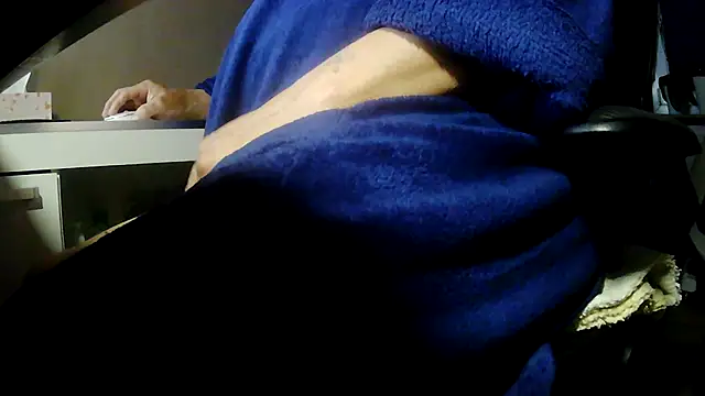 suedel65: διαδικτυακό σόου στην κάμερα