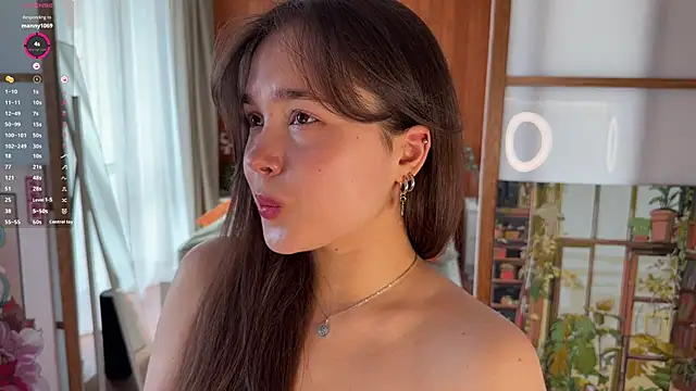 แชท XXX สดของ PlumyBun