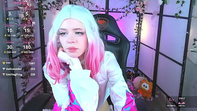 دردشة AluweMeow الجنسية المباشرة