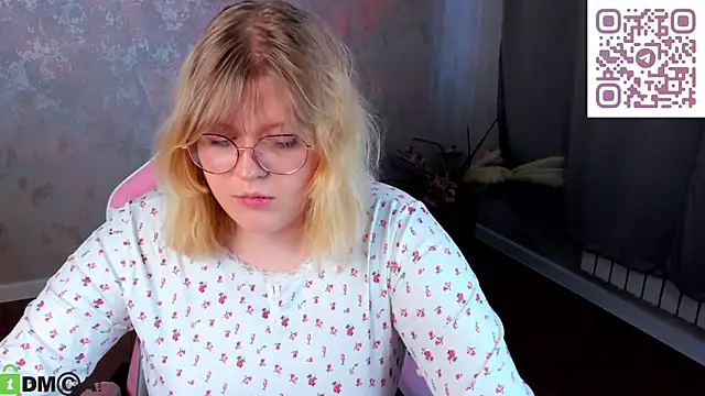 luna_c0raのライブXXXチャット