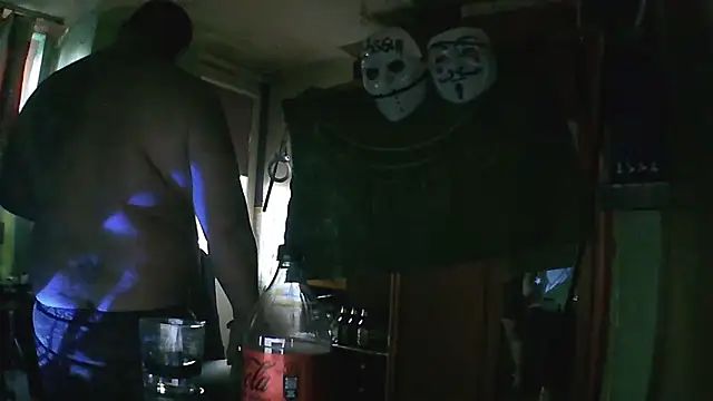 perversalus' Live XXX Chat