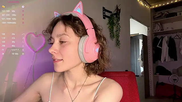 SlunkRear élő XXX-chatje