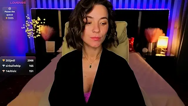 XXX chat uživo modela GracefulMichelle