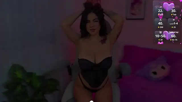 Czat XXX na żywo – Emy__