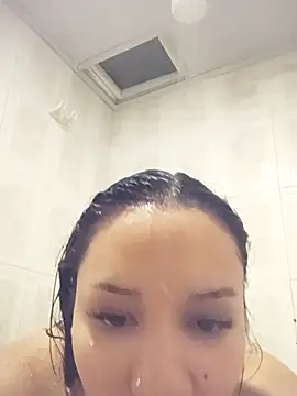 Czat XXX na żywo – soffi_joness23