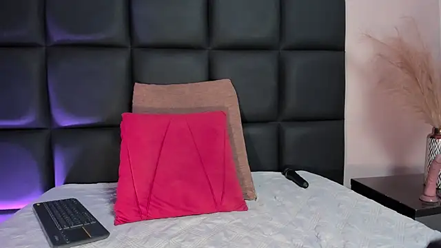 Czat XXX na żywo – NoraDasilva