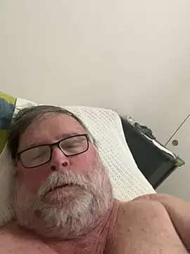 Drummajor: διαδικτυακό σόου στην κάμερα