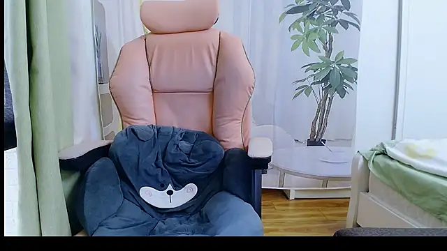 Winnie-01's Webcam Show