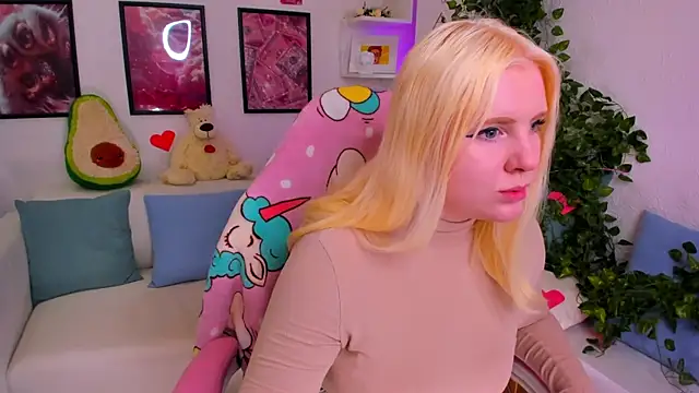 art_lovee Adlı Modelin Canlı XXX Sohbeti