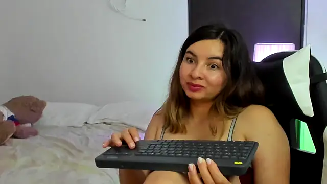 Chat +18 de __Emma__11__Lecat_ ao vivo