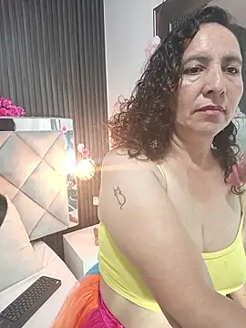 Chat XXX en directo de Luna_Naughty1