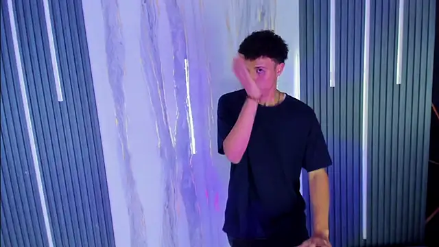 The_King_Swit: διαδικτυακό σόου στην κάμερα