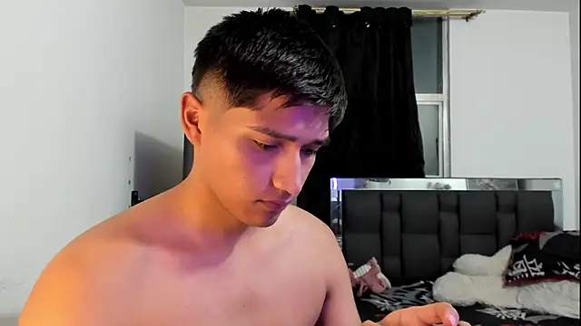 mateo-Esposito: вебкам-шоу