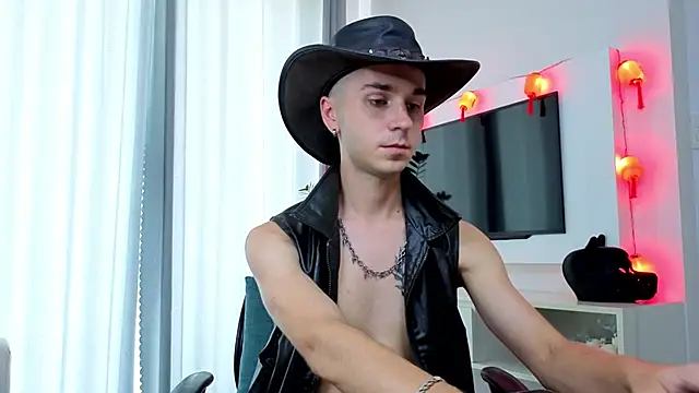 Joseph__QuinnのライブXXXチャット