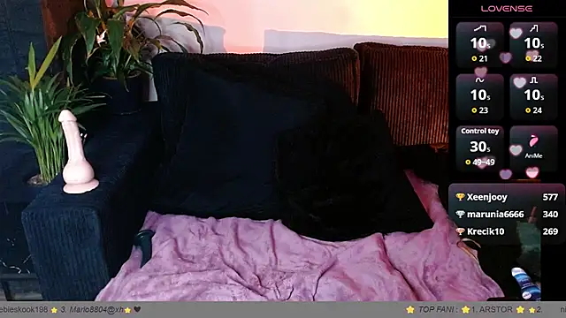 XXX chat uživo modela __Leyla__