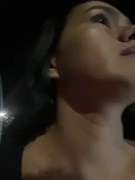 Chatroom XXX en direct de Adrenaline_crazy