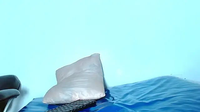 عرض كام arielnoir6958