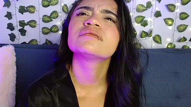 Chat XXX en directo de angie_boo1