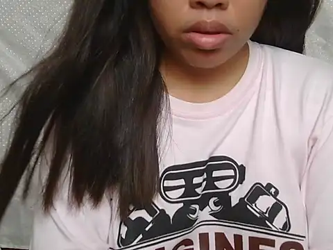 แชท XXX สดของ ChubbyButty