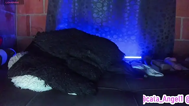 دردشة Cata-angel الجنسية المباشرة