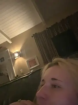 Chat XXX en directo de imawhorenslut19