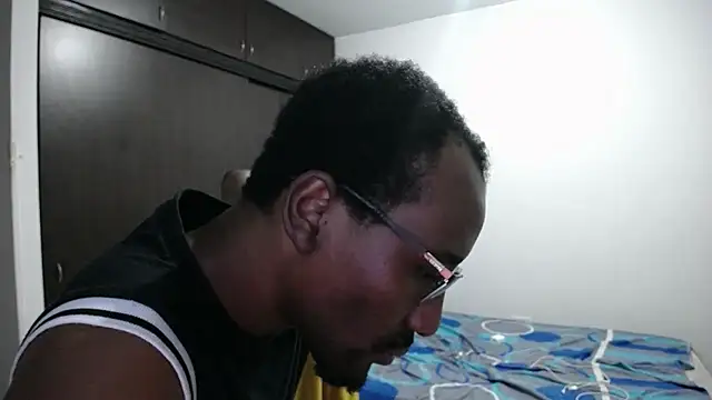 Онлайн чат XXX axel_rios_