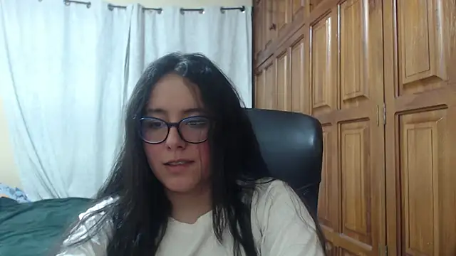 Chat +18 de Venus_cat_ ao vivo