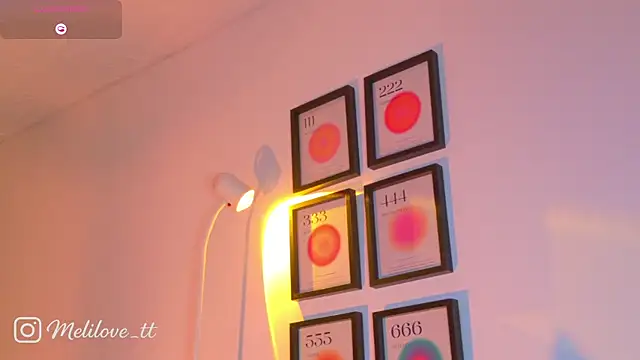 MelyTaylor_: онлайн-секс-чат