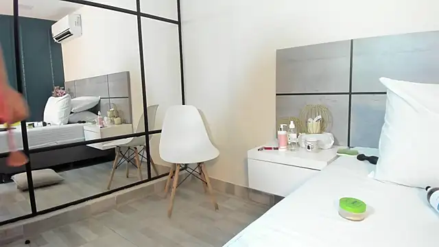 دردشة EmmaSmith2 الجنسية المباشرة