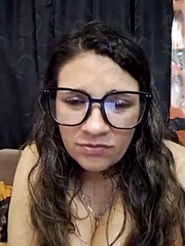 SKARLET_KOVA Live XXX-Chat