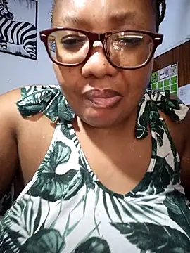 Chat +18 de YELLOW_BONE ao vivo