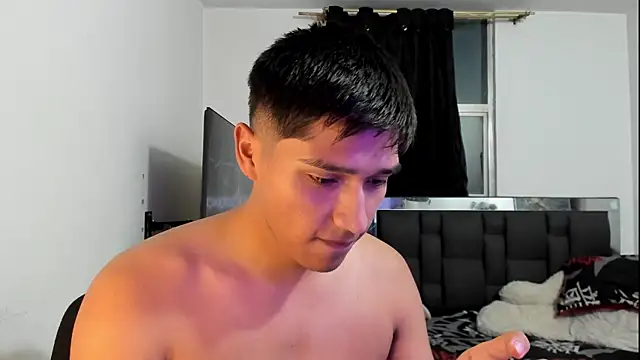 mateo-Espositoのウェブカメラショー