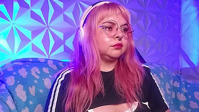 Czat XXX na żywo – Satyn_doll