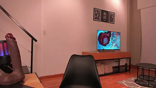 Mira_Lite: вебкам-шоу