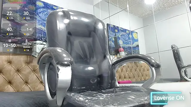 Dyla_n18's Webcam Show