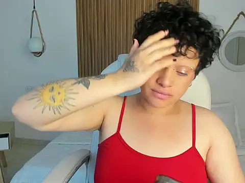 Alaska_deluxe Live XXX-Chat