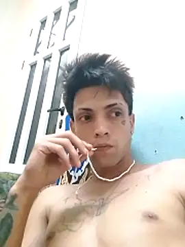 CubaxxxPeneGrande Webcam Show