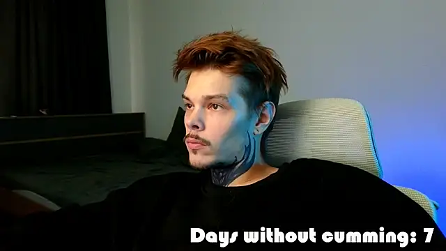 DENIS_HERE Show in webcam