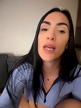 alessandra-a লাইভ XXX চ্যাট