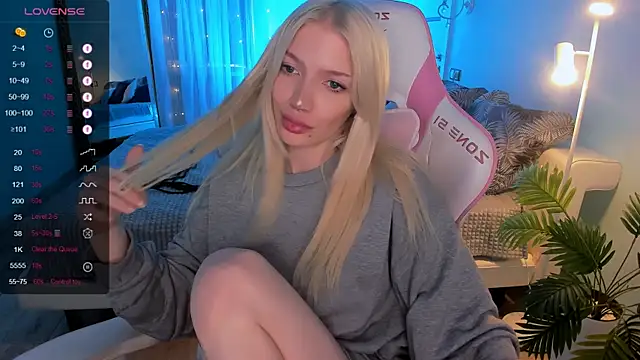 Chat XXX en directo de AnyaTaylor_