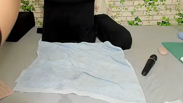 horny_milf__n Live XXX chat