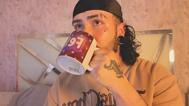 Benny_and_Mark Obrolan Langsung XXX