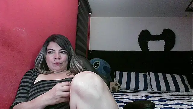 แชท XXX สดของ charlotedoll