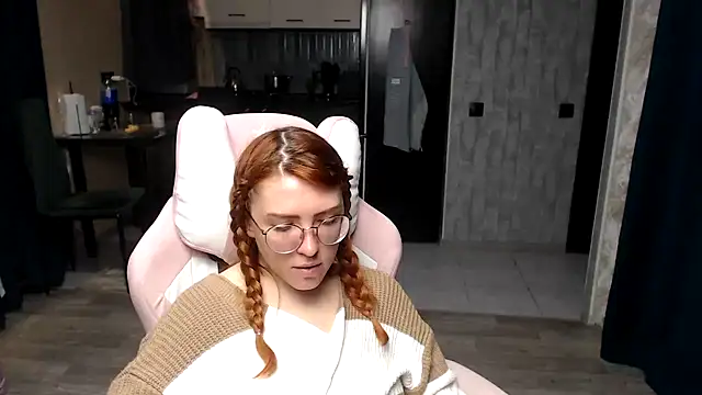 Reginasmilee Live XXX-chat