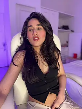 โชว์เว็บแคมของ julieta_jhonss