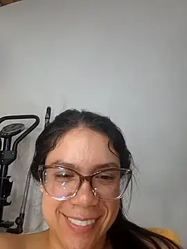 Aila_Phone's Live XXX Chat