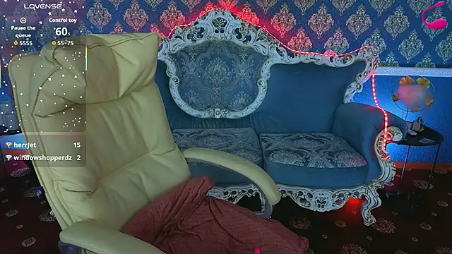 MissRossiのライブXXXチャット