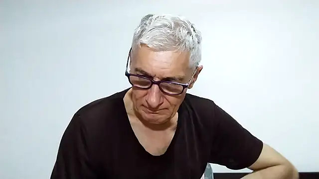 BIGUNCUTHARDCOCK Webcam show