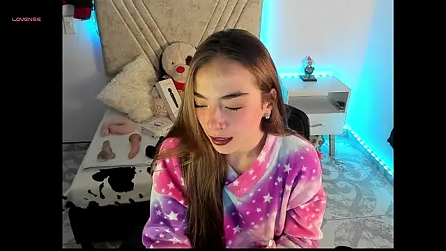 Chat XXX en directo de Mia_Victoria22