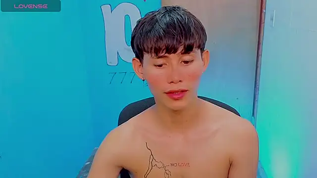 tanjiro_cute Chat XXX in diretta